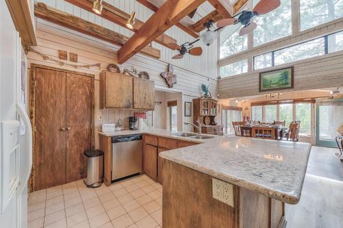 Alto Chalet 3 Bedrooms Sleeps 6 Hot Tub Media Room Jetted Tub - image 2