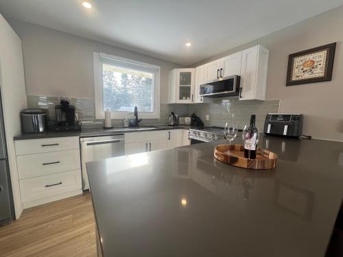 virtuve, The Luxe Lodge in Eagle Lake (ON)