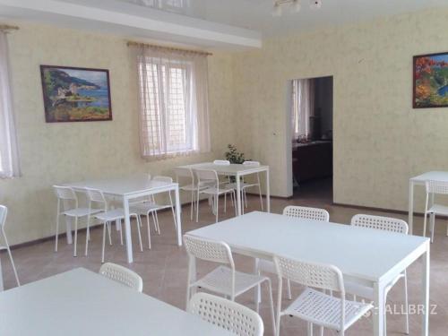 Lotos Guest House - image 9
