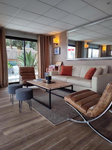 Aula, Hotel Le Collier in Antibes