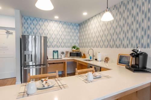 647057310 Bluenose Inn - Bar Harbor Hotel