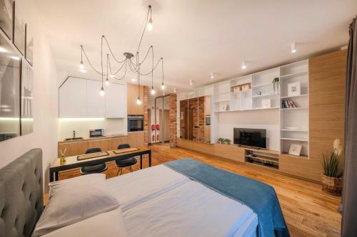 Studio Apartment with Terrace image 7