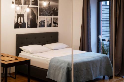 Studio Apartment with Terrace image 5