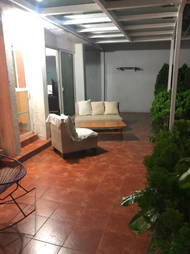 منظر, Casa de descanso con alberca y billar en Cuernavaca in Delicias