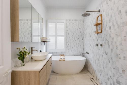 Exquisite, Stunning & Central! CDB Fringe Cottage!, Toowoomba (zdjęcie 5)