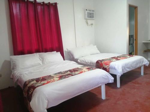 Bayay ni Nanay Bed & Breakfast in Magpupungko Beach Road in Pilar