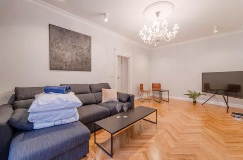 Big Apartment Wroclaw - Center - 4 Rooms - 6 Beds - 2 Balcony - 12 people - 100m2, Breslau (Foto 5)