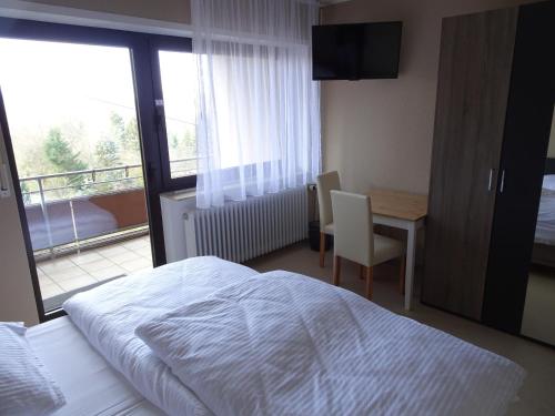 Hotel-Pension Schlossgarten in Trippstadt