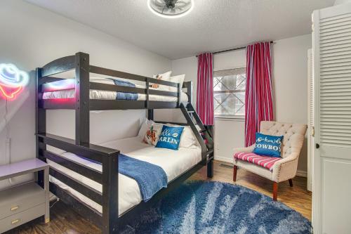 Near Shops and Eats Vinita Home with Furnished Patio