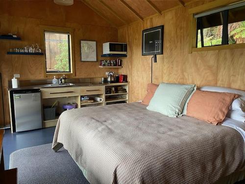 Anchorstone in Isla Stewart