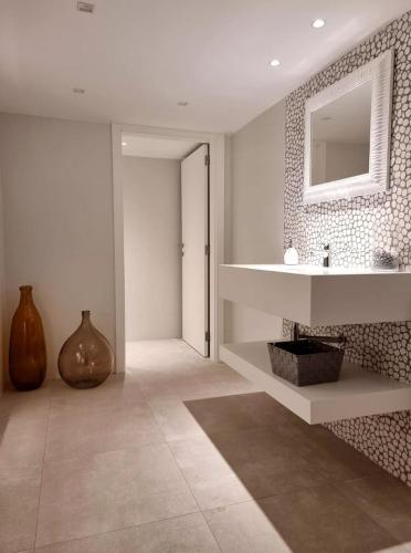 Villa with SEAVIEW TERRACE, close by a sandy beach