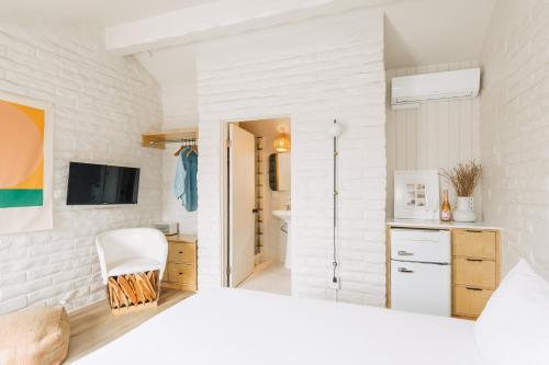 1 queen bed