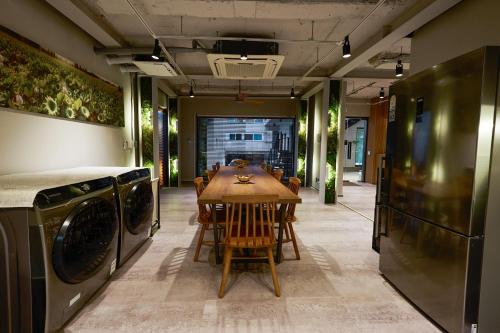 L9 Tailored Service Home Near Hongik Univ Station, Seúl (foto 10)