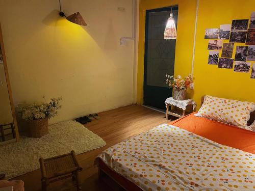 1 queen bed