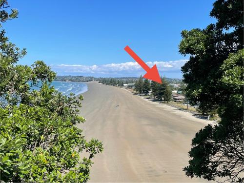 Orewa Beach Apartment, Auckland