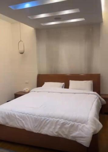 شقه بكورنيش النيل near ibn al-As mecset