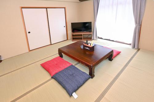 Bhome Hikone Jizo
