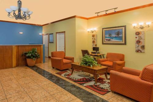 Foto - Days Inn by Wyndham Fort Myers