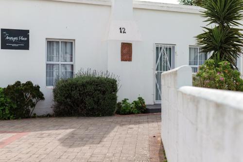 Amorgos Place in Skiathos