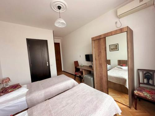 Hotel Home – Tbilisi, MA
