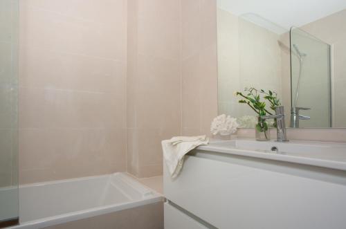 Living4Málaga Platinum Beach - image 14