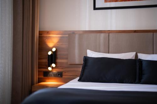 Mari Suites Hotel - image 8