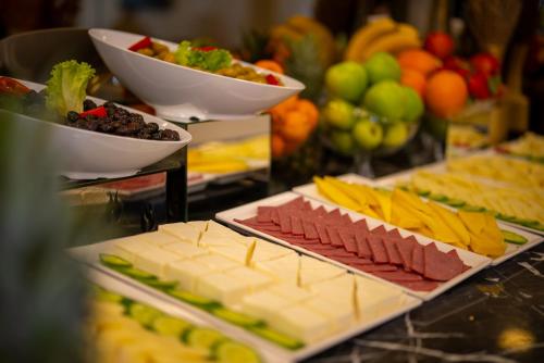 Mari Suites Hotel - image 12