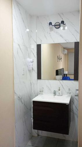 Standard Double Room image 10