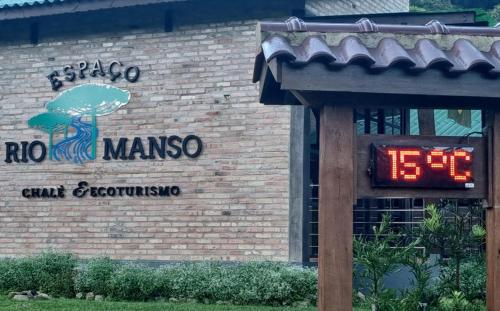 Chalé da Mata (Chale da Mata) in ตเชอร์เนียวิตช์