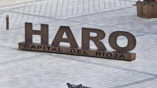 Hostal La Peña (Hostal La Pena) in ฮาโร