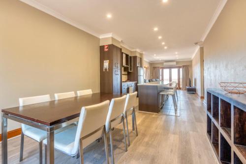 BIG4斯圖爾特寧治澳拜客假日公園 (BIG4 Stuart Range Outback Resort) in 庫伯派蒂