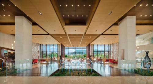 Standard Twin Room with Private Hot Spring image 4