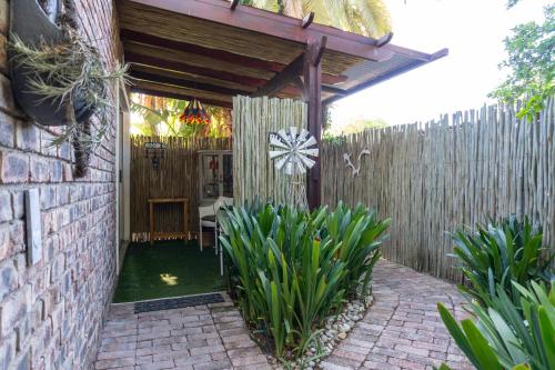 Aussicht, Earthbound Guest House in Oudtshoorn