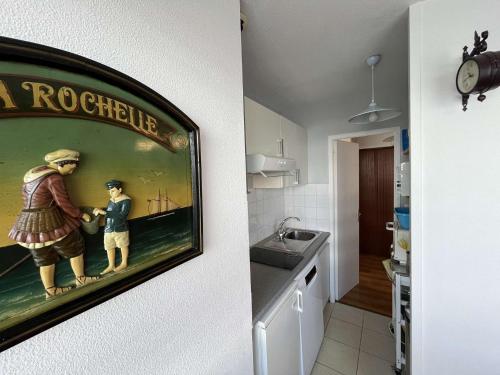 One-Bedroom Apartment image 1