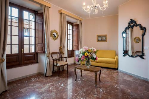 Porta Di Mezzo Luxury Suites & Rooms - image 3