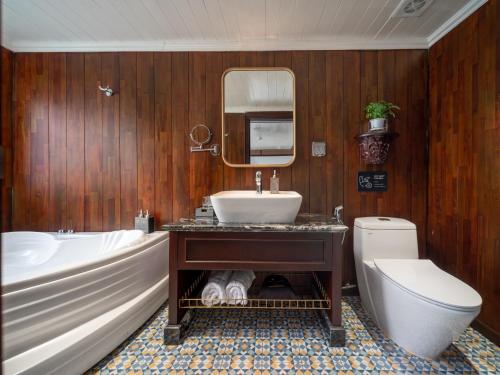 Junior Suite with Jacuzzi - 2 Days 1 Night image 7