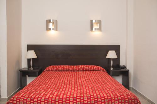 1 queen bed