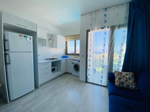 Seaview and Mountainview Studio Seaview and Mountainview Studio