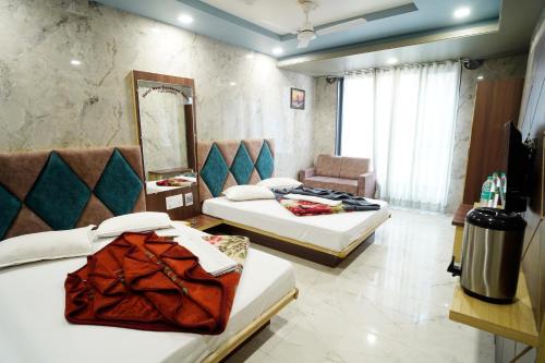 Hotel New Sundaram photo 2