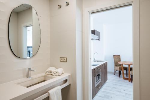 Superior Apartment image 5