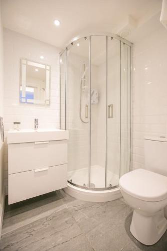 Two-Bedroom Apartment image 4