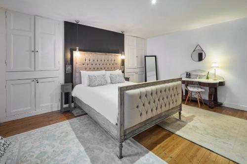 Host & Stay - The Courtyard Retreat