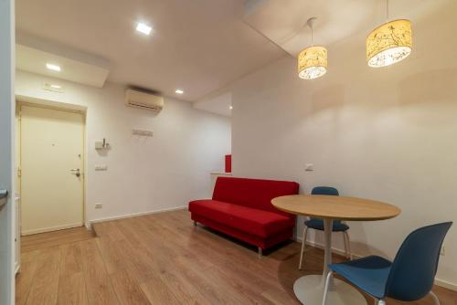 Homey Apartment near San Giovanni, Roma (foto 3)