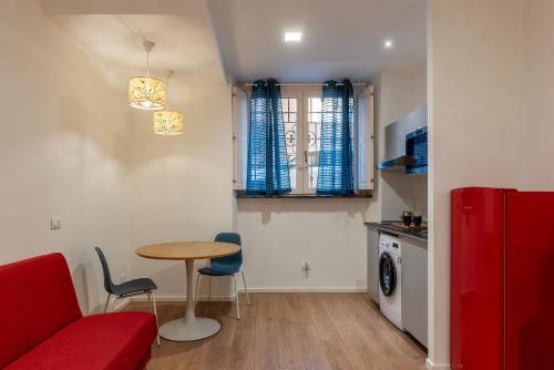 Homey Apartment near San Giovanni, Roma (foto 4)