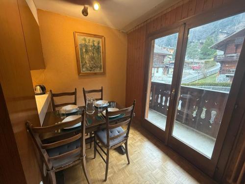 Appartement famille au milieu de Champery in ช็องเปรี
