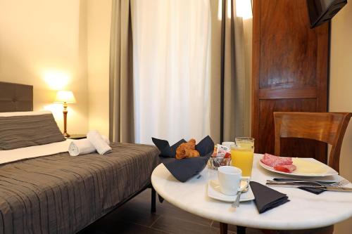 RESIDENZA VITTORIA Roma - image 2