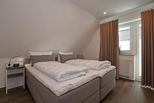Apartment with Balcony image 10