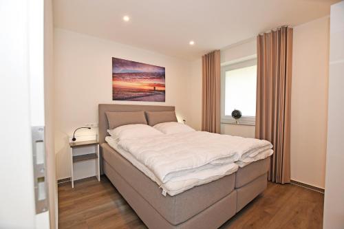 Apartment with Terrace image 3