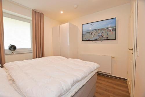 Apartment with Terrace image 2