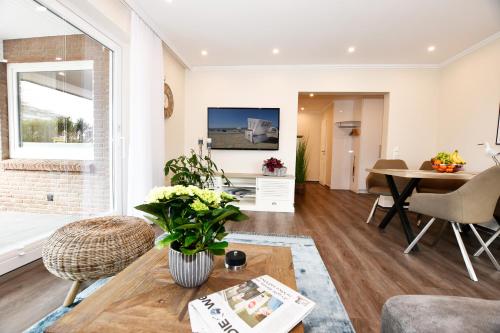 Apartment with Terrace image 6